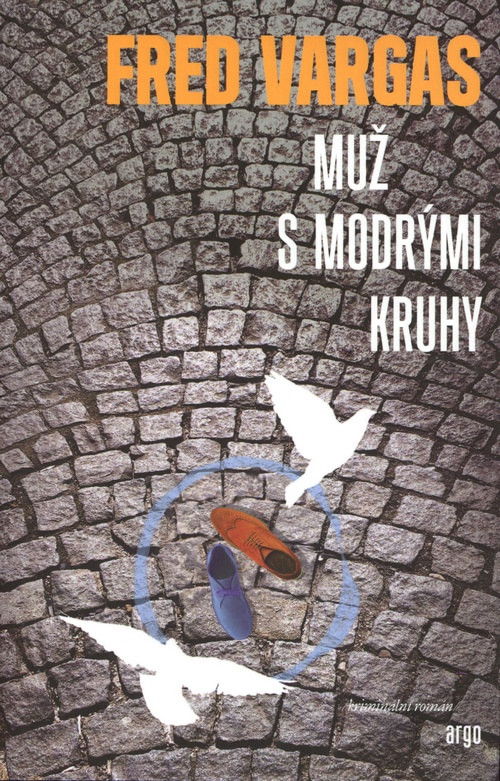 Muž s modrými kruhy