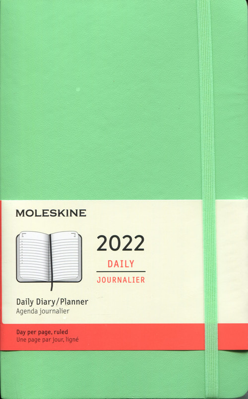 Diář Moleskine 2022 denní měkký zelený L