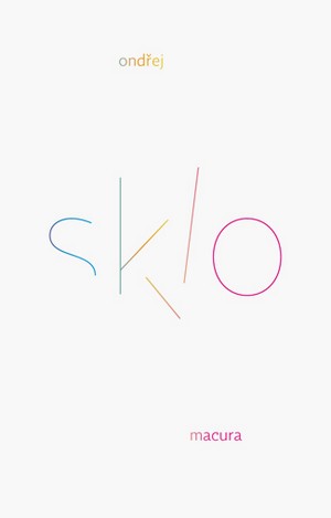 Sklo